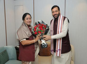 Meet & Greets with Political Leaders 