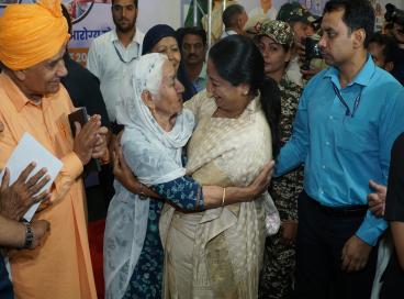 Ayushman Vay vandana Card Distribution