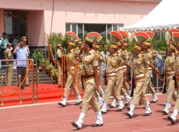 Chief Minister Delhi unfurls tricolor at Chhatrasal Stadium, greets citizens on the occasion of Independence Day, 15th August 2016