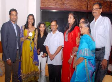 Delhi Govt felicitates Olympic medal winners PV Sindhu & Sakshi Malik, 31th August 2016	