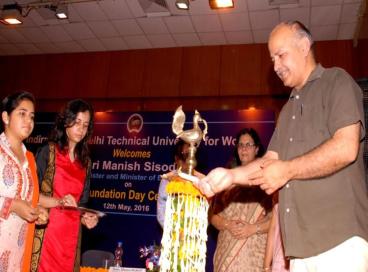 Dy. Chief Minister inaugurates Third Foundation Day of Indira Gandhi Delhi Technical University for Women (IGDTUW), 12th May 2016