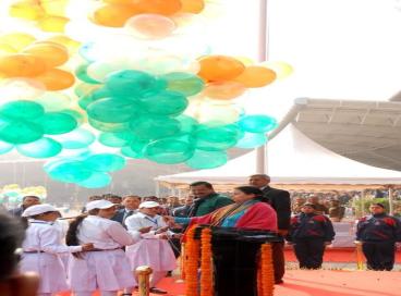 REPUBLIC DAY CELEBRATION - CHIEF MINISTER APPEALS CENTRAL GOVERNMENT TO CO OPERATE DELHI GOVT., 25th January 2016