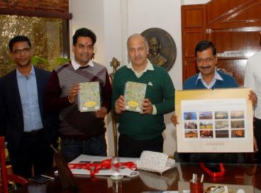 DELHI CM RELEASES DELHI GOVERNMENT CALENDAR AND DIARY FOR YEAR 2016, 18th January 2016