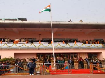 REPUBLIC DAY CELEBRATION - CHIEF MINISTER APPEALS CENTRAL GOVERNMENT TO CO OPERATE DELHI GOVT., 25th January 2016