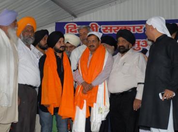 CM and Dy CM begin cheques distribution of Rs 5 lakh each to 1984 riots victims, 01st November 2015