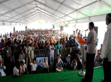 CM and Dy CM begin cheques distribution of Rs 5 lakh each to 1984 riots victims, 01st November 2015