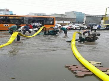 PWD conducts round the clock operations to clear water logging, 16th July 2016