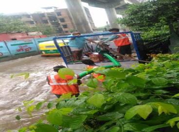 PWD conducts round the clock operations to clear water logging, 16th July 2016